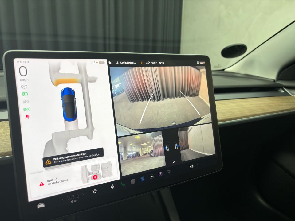 Tesla Model 3 RWD 4d