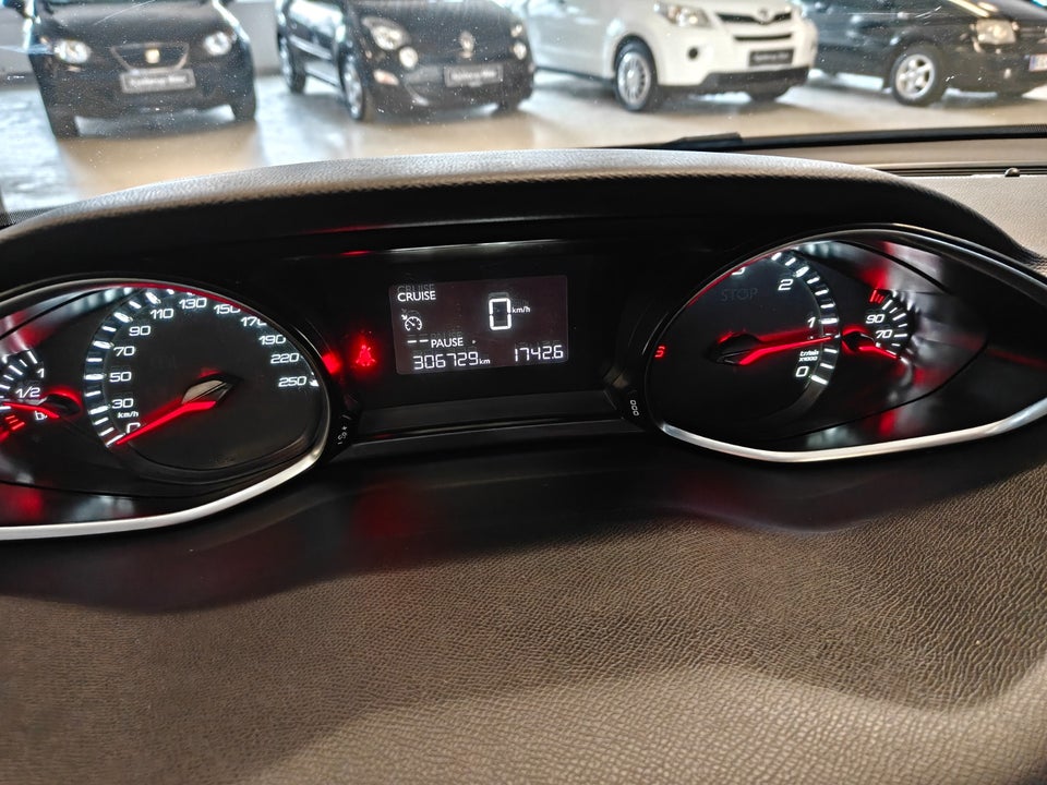 Peugeot 308 1,6 BlueHDi 120 Active SW 5d