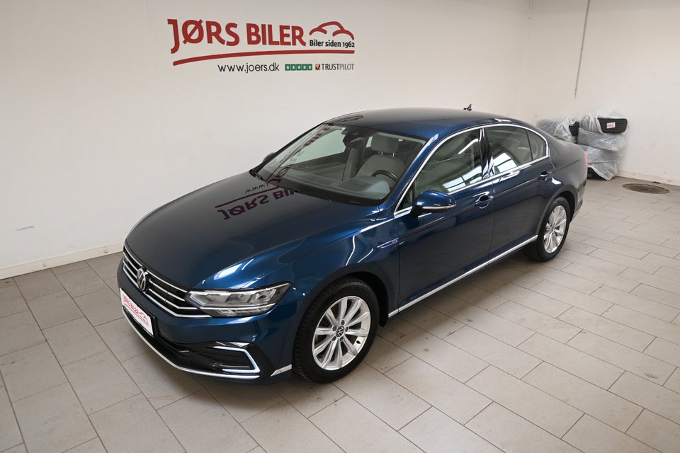 VW Passat 1,4 GTE+ Pro DSG 4d