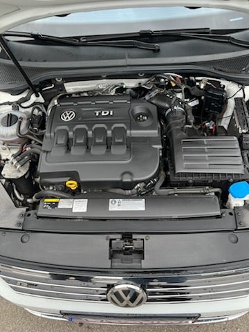 VW Passat 2,0 TDi 190 R-line Variant DSG 4Motion 5d