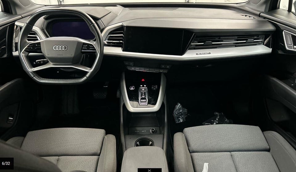 Audi Q4 e-tron 40  5d