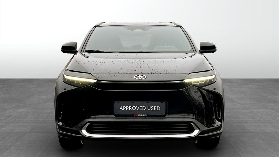 Toyota bZ4X Executive 5d