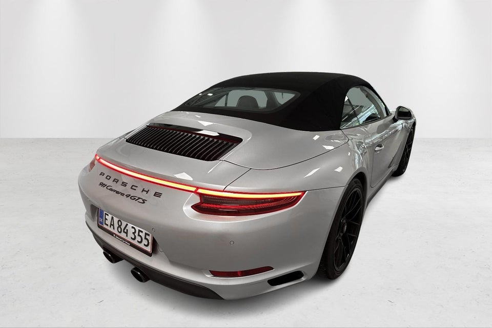 Porsche 911 Carrera 4 GTS 3,0 Cabriolet PDK 2d