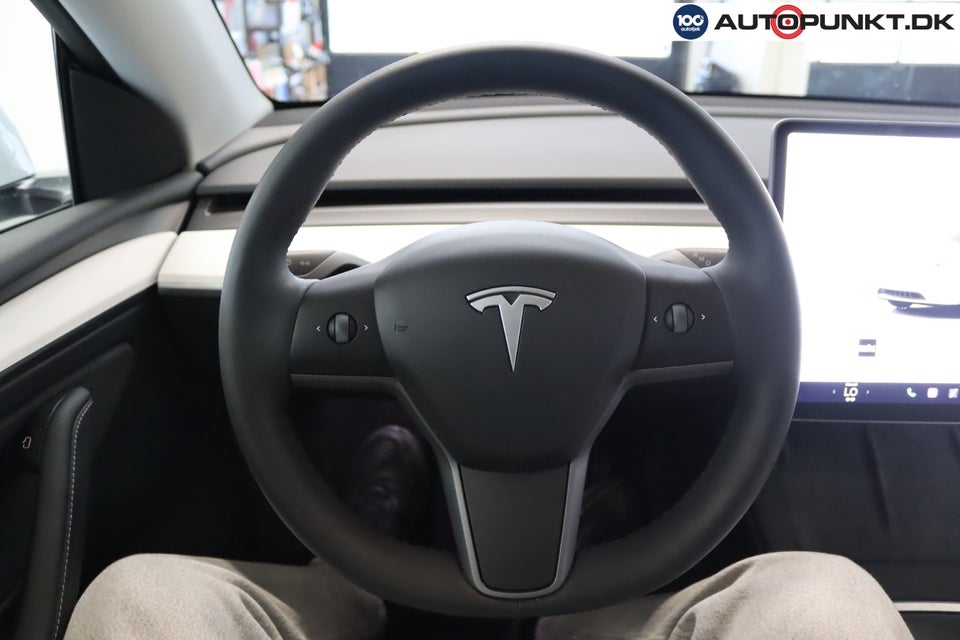 Tesla Model Y Long Range RWD 5d