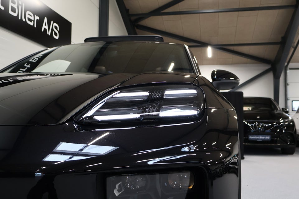 Porsche Macan 4 5d