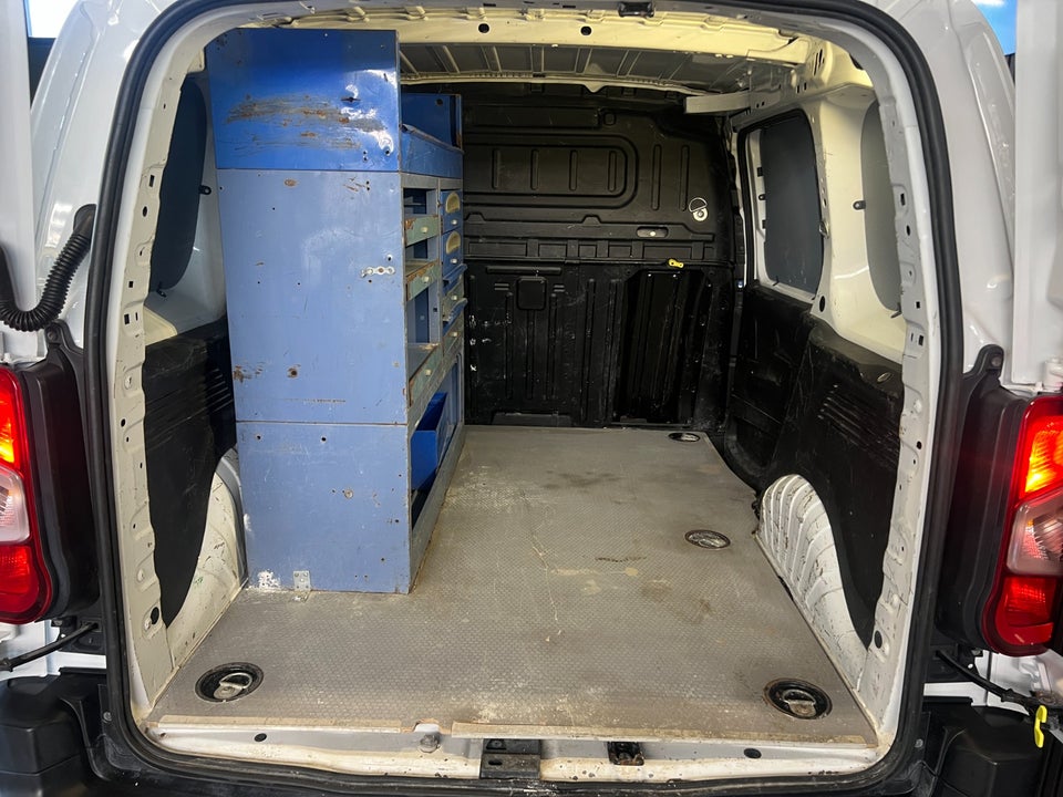 Peugeot Partner 1,5 BlueHDi 100 L1V2 Ultimate Van