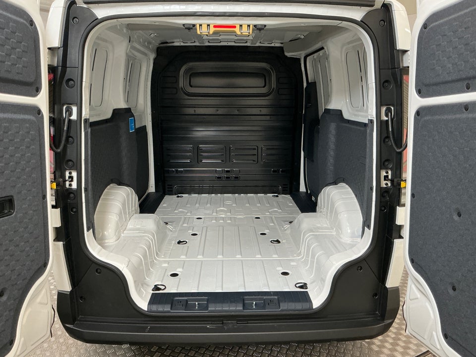 Kia PV5 71 Long Range Work