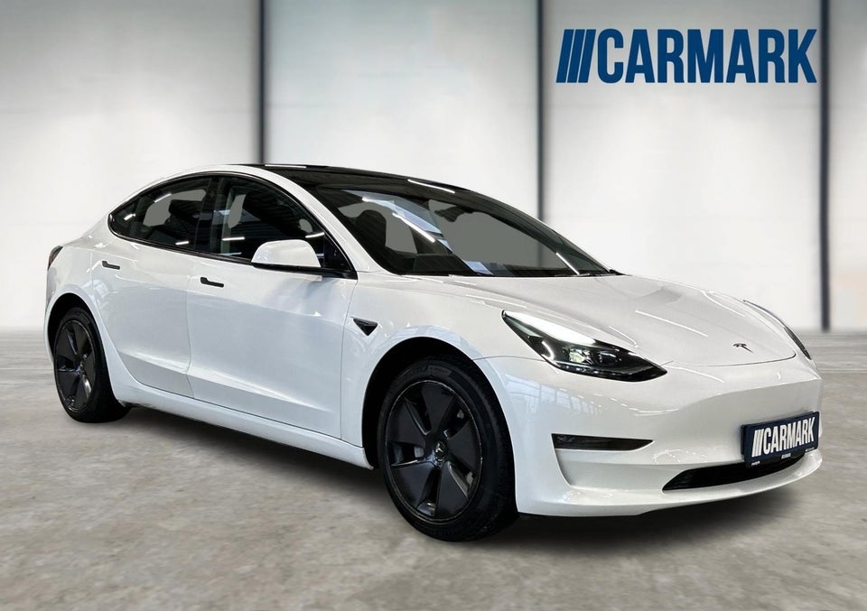 Tesla Model 3 Long Range RWD 4d