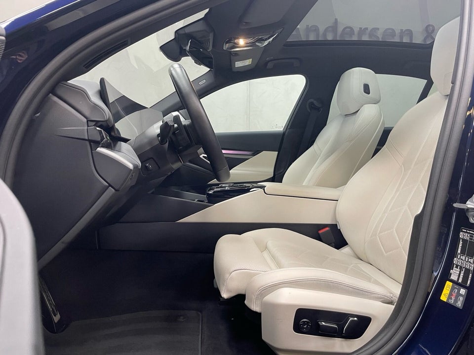 BMW i5 xDrive40 M-Sport 4d