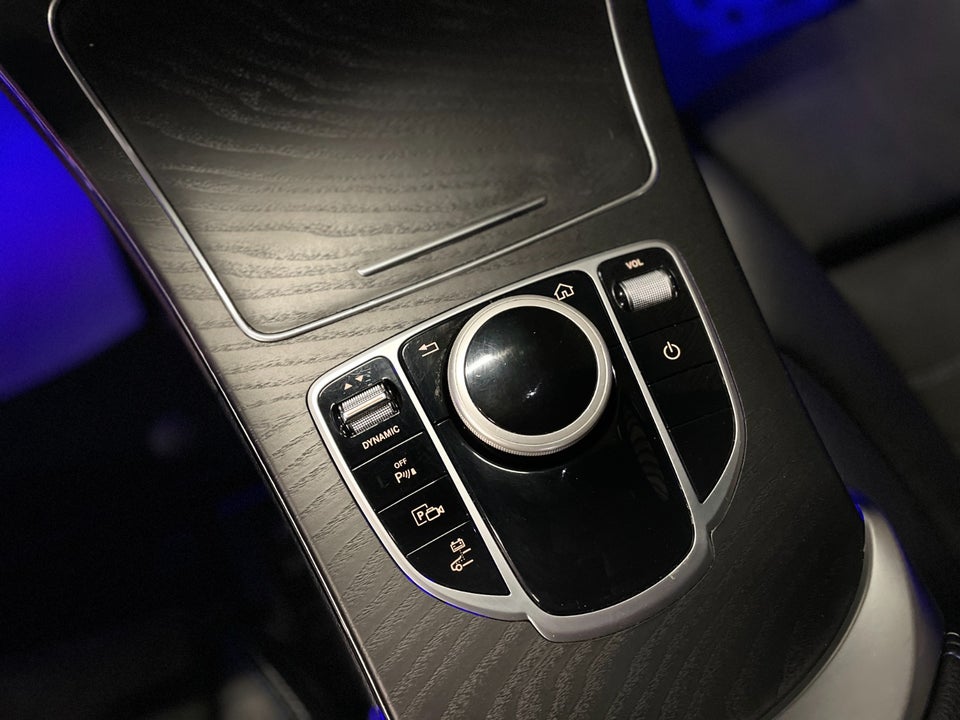 Mercedes C300 de 2,0 AMG Line Night Edition stc. aut. 5d
