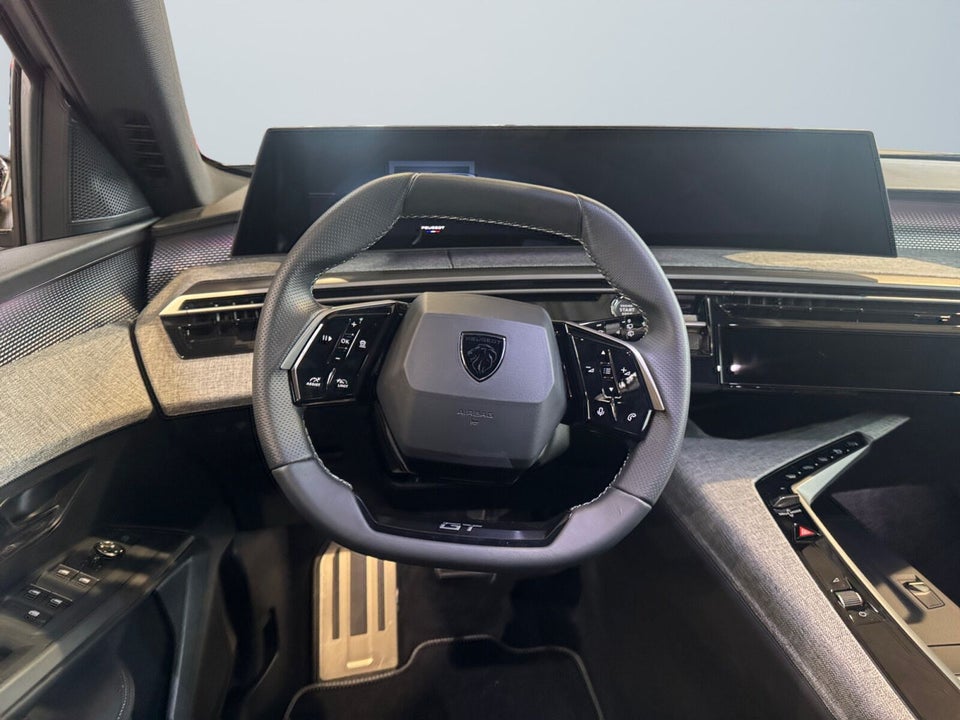 Peugeot e-5008 77 GT 7prs 5d