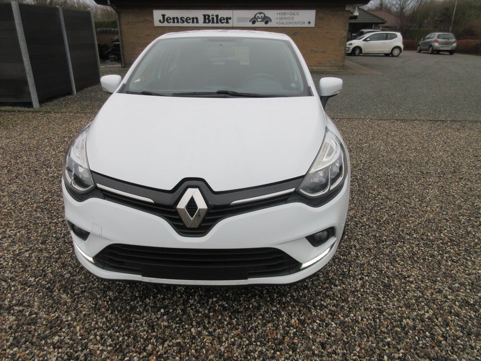 Renault Clio IV 1,5 dCi 90 Zen 5d