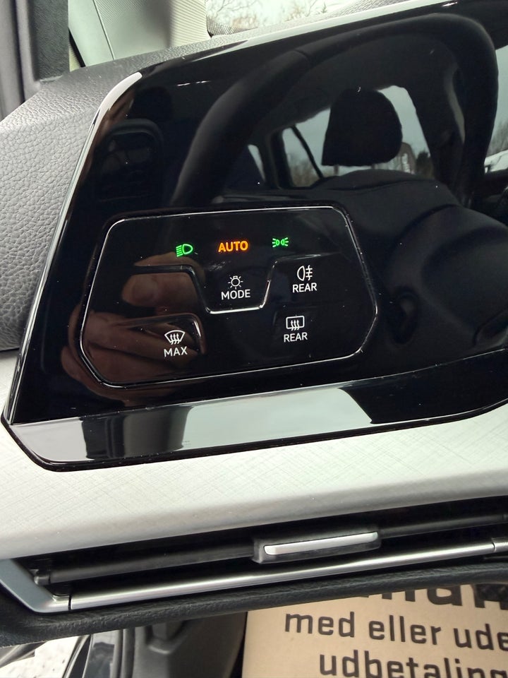 VW Golf VIII 1,5 eTSi 130 Life Variant DSG 5d