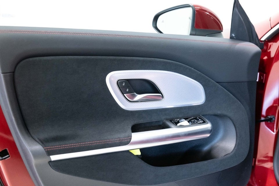 Mercedes CLA250+ electric AMG Advance Plus 4d