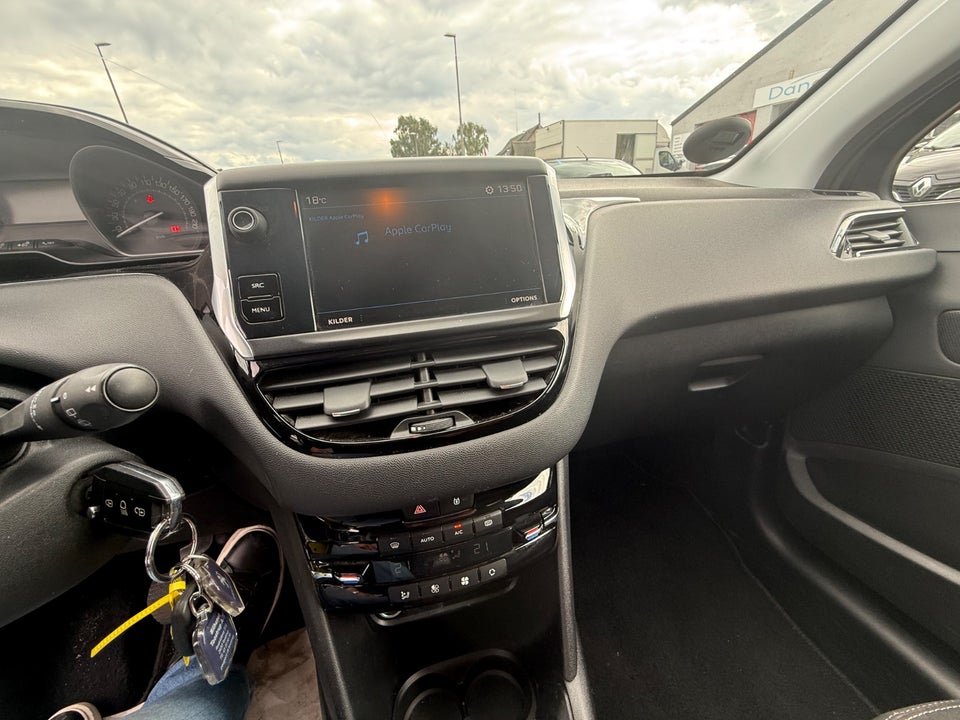 Peugeot 208 1,2 PureTech 82 Active 5d