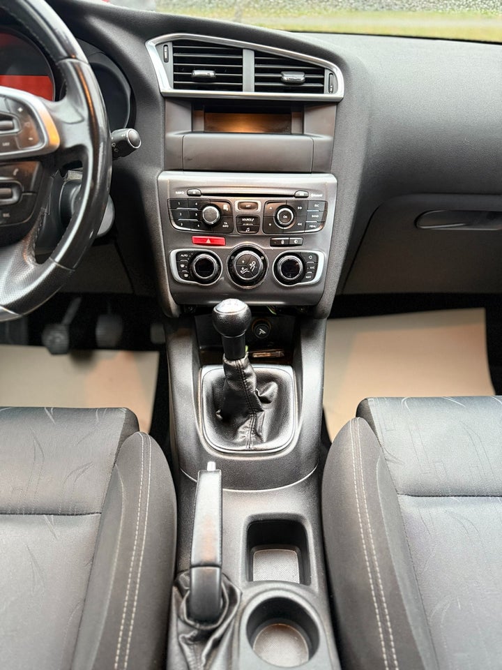 Citroën C4 1,6 e-HDi 112 Seduction 5d