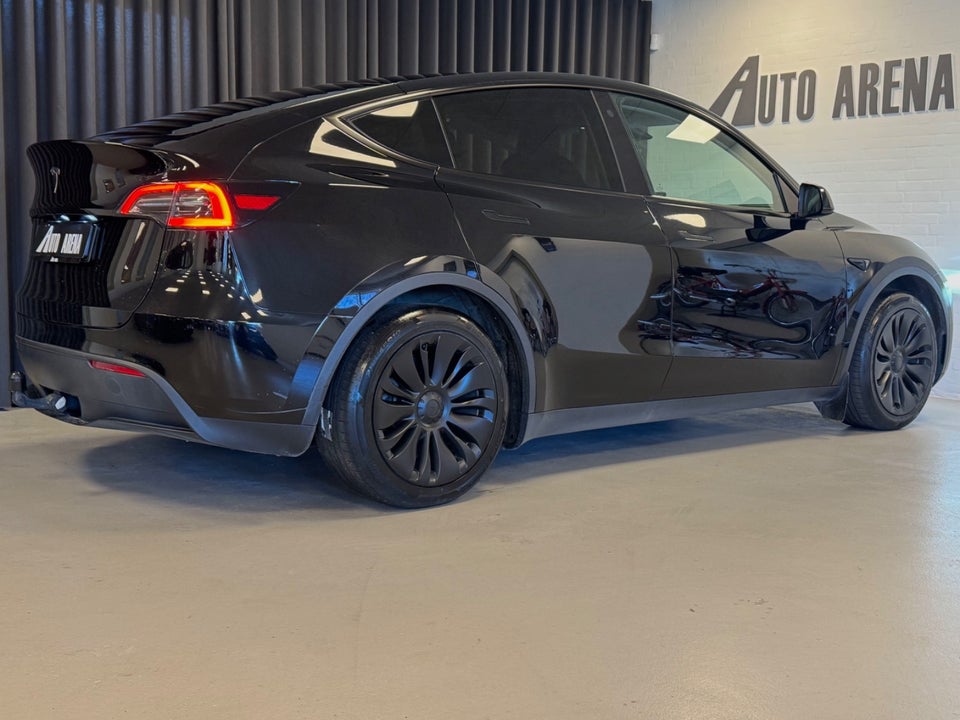 Tesla Model Y RWD 5d
