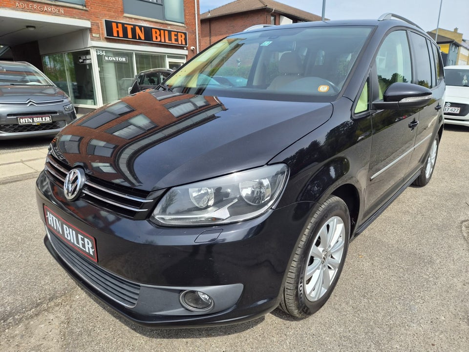 VW Touran 2,0 TDi 140 Comfortline DSG BMT 7prs 5d
