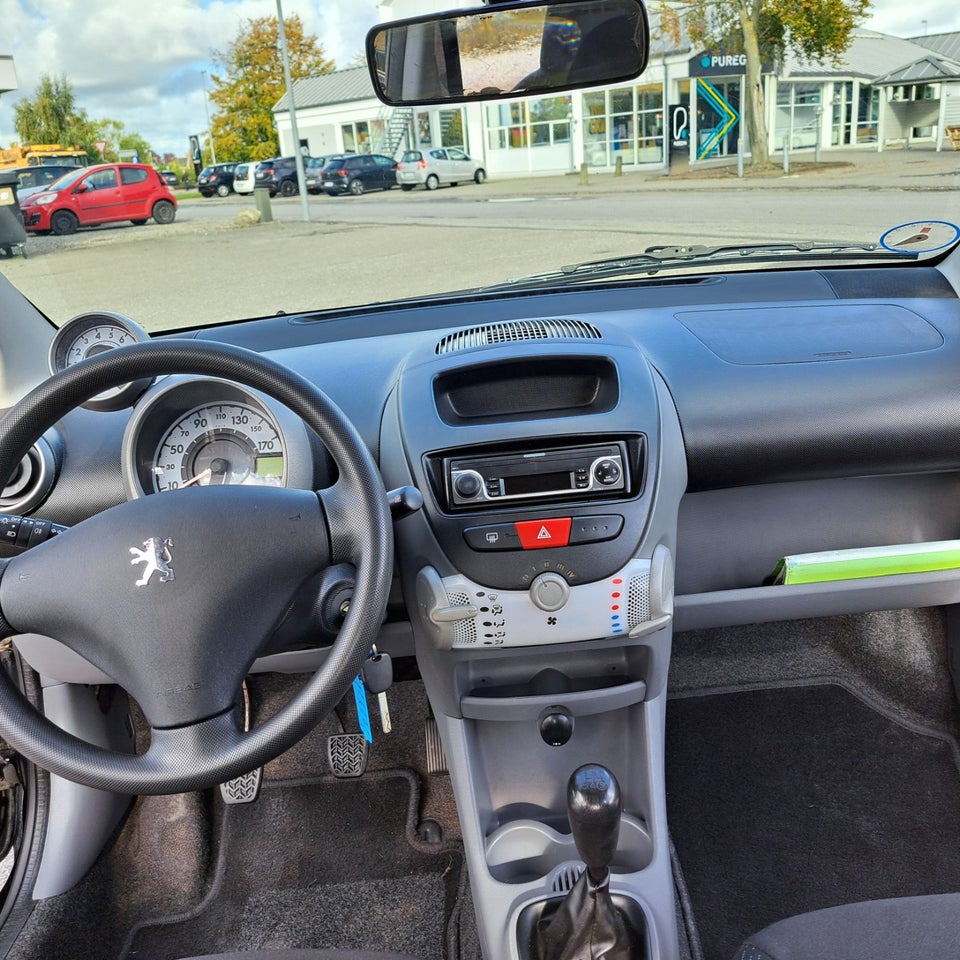 Peugeot 107 1,0 Trendy 5d