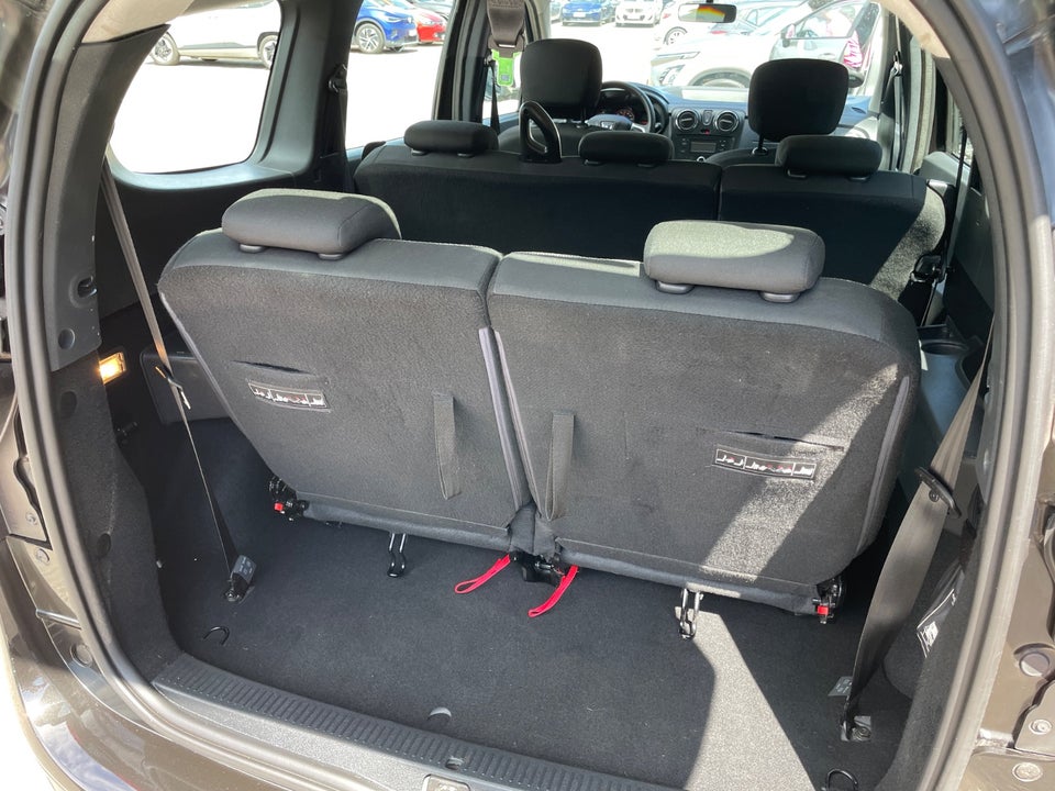 Dacia Lodgy 1,3 TCe 100 Streetway 7prs 5d