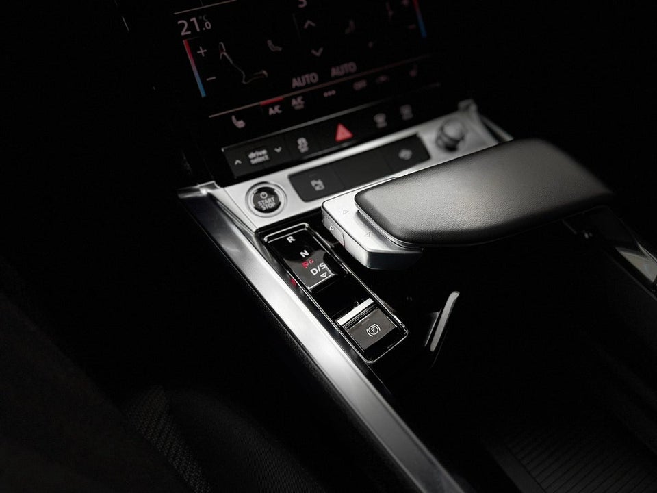 Audi e-tron 55 Advanced quattro 5d