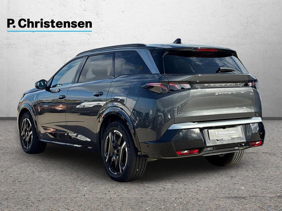 Peugeot e-5008 77 GT 7prs 5d