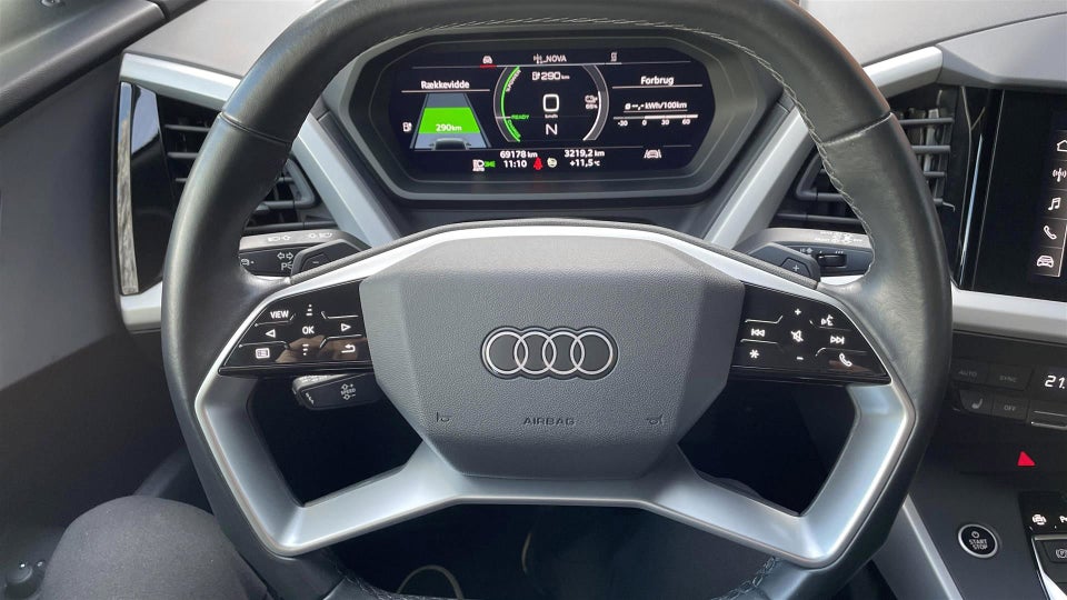 Audi Q4 e-tron 40  5d