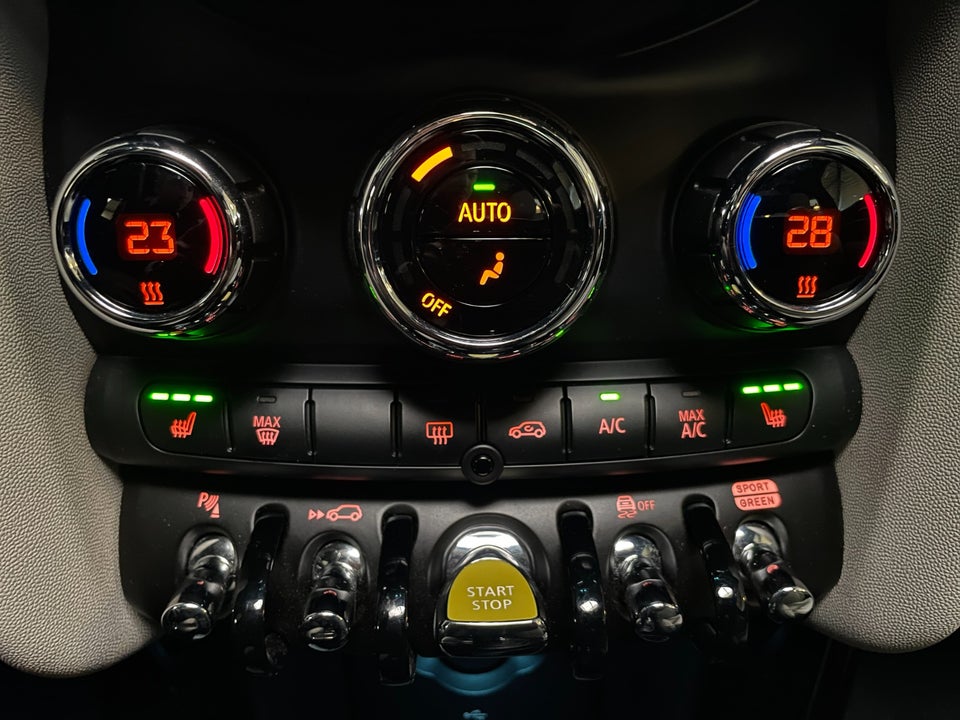 MINI Cooper SE Yours Trim 3d