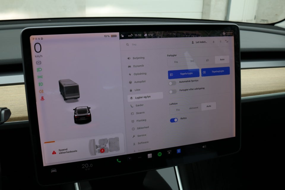 Tesla Model 3 Standard Range+ RWD 4d