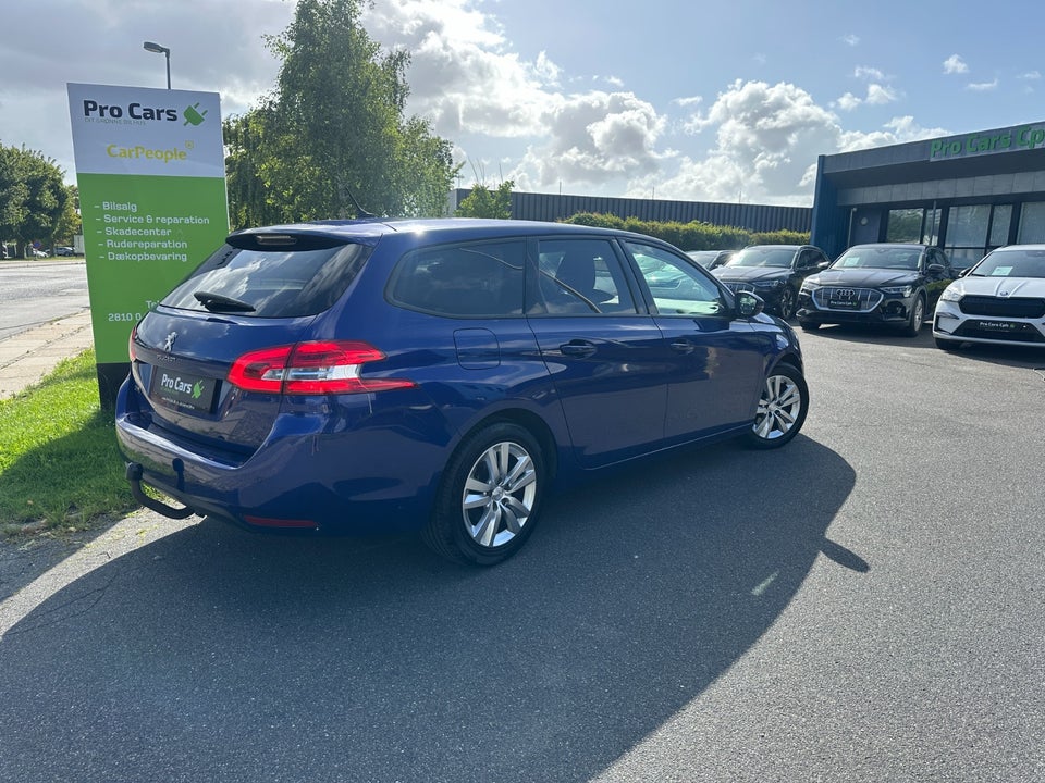 Peugeot 308 1,2 e-THP 130 Selection Sky SW 5d