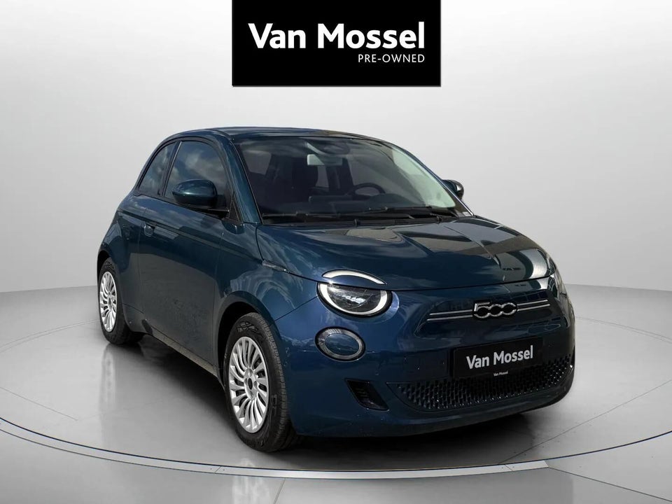 Fiat 500e 42 Icon 3d
