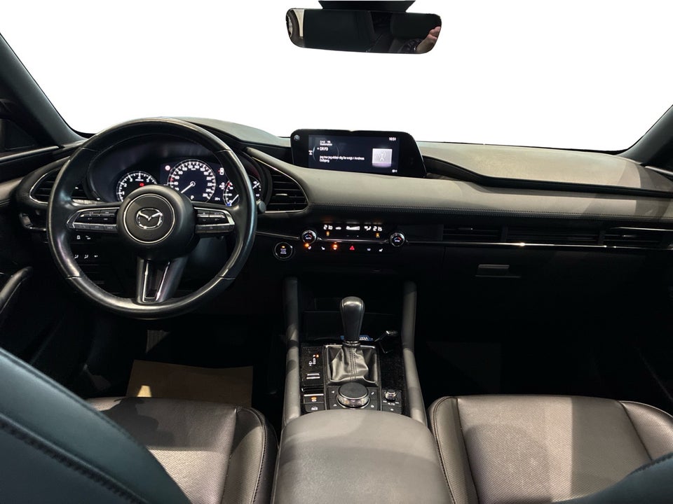 Mazda 3 2,0 e-SkyActiv-G 150 Cosmo aut. 4d