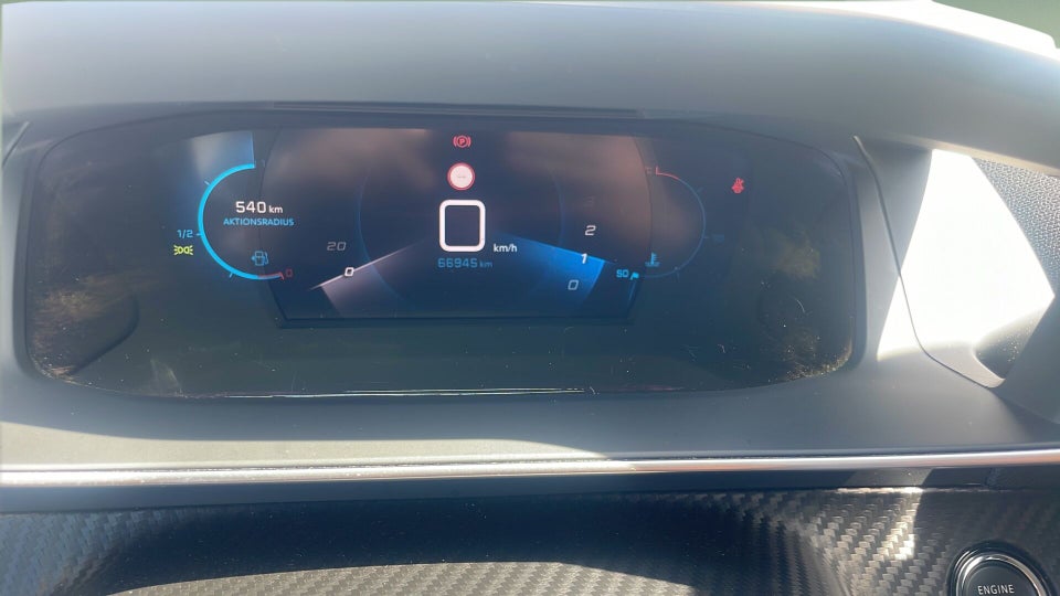 Peugeot 2008 1,2 PureTech 130 Platin Sport 5d