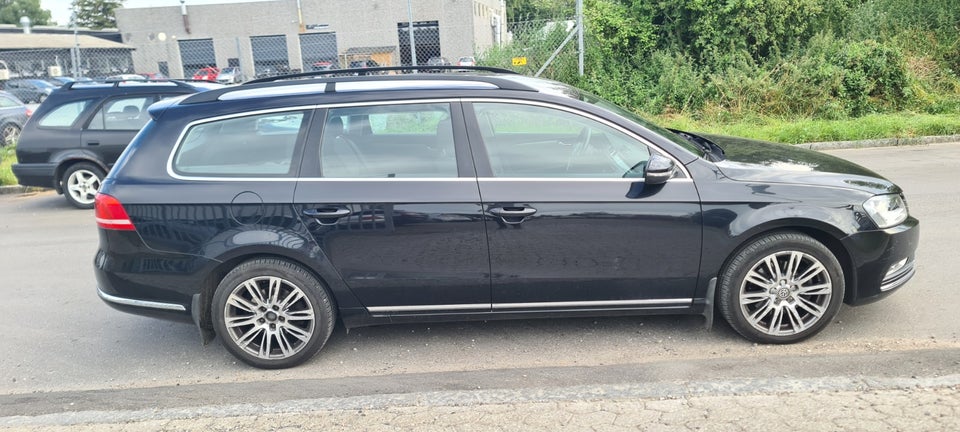 VW Passat 1,6 TDi 105 Highline Variant BMT 5d