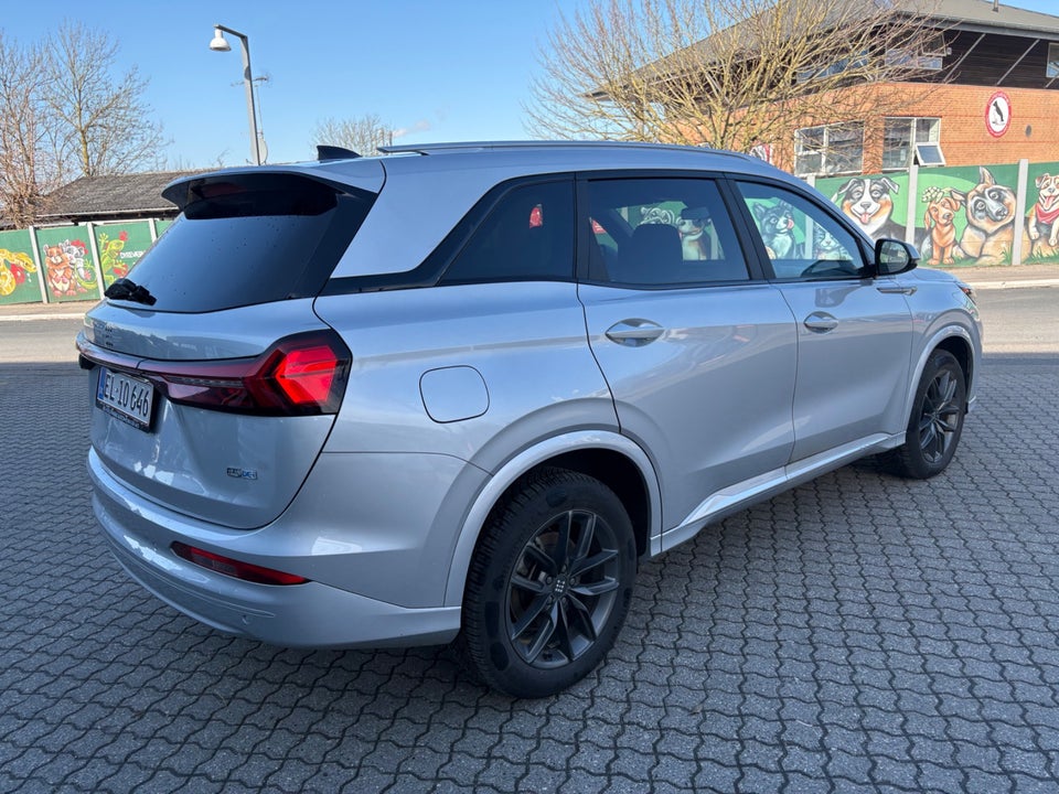Navor E5 1,5 PHEV Rock 5d