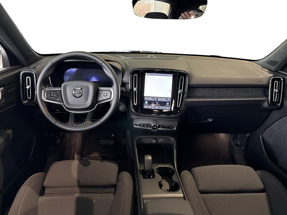 Volvo EX40 Extended Range Black Edition 5d