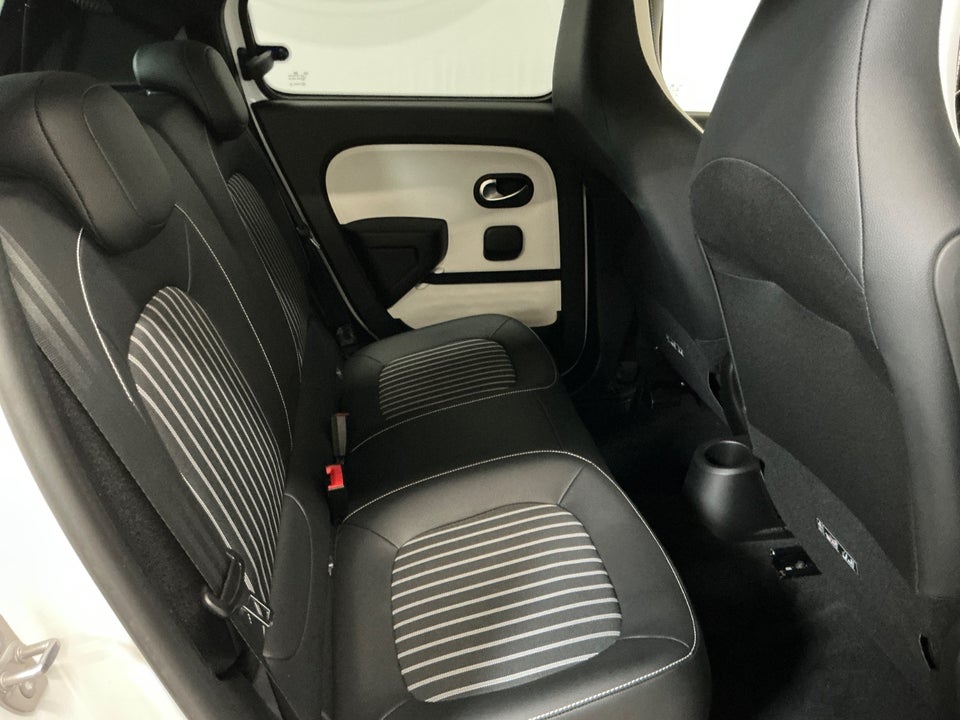 Renault Twingo Electric Zen 5d