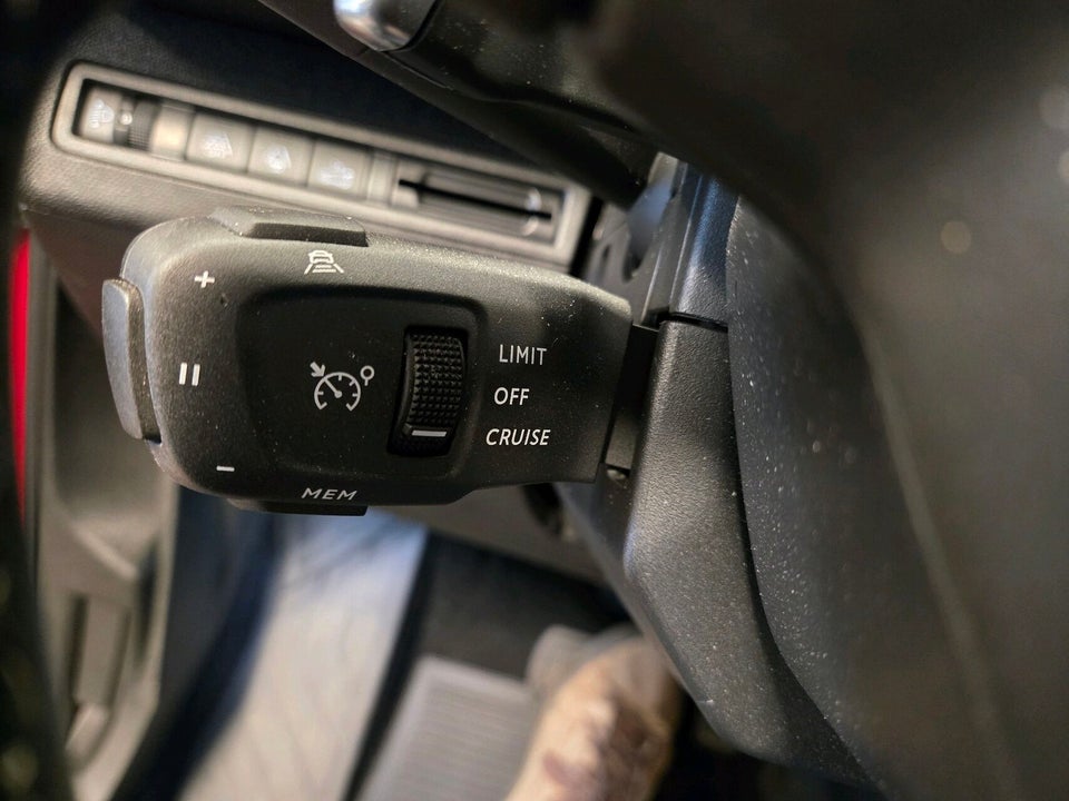 Peugeot 5008 1,5 BlueHDi 130 Allure Pack EAT8 7prs 5d