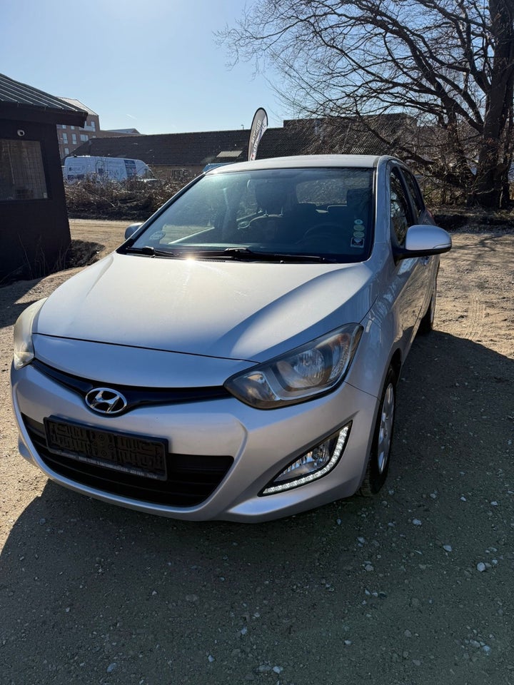 Hyundai i20 1,25 Comfort 5d