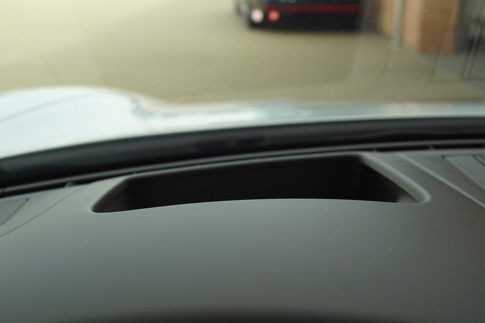 Porsche Taycan Turbo S Performance+  4d