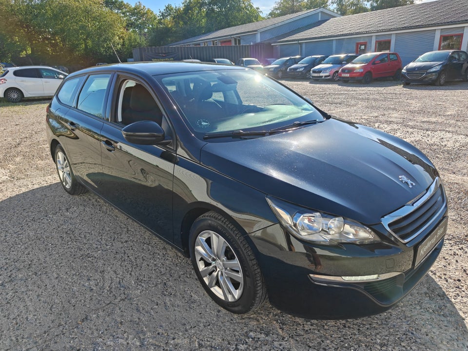 Peugeot 308 1,6 BlueHDi 120 Style SW 5d