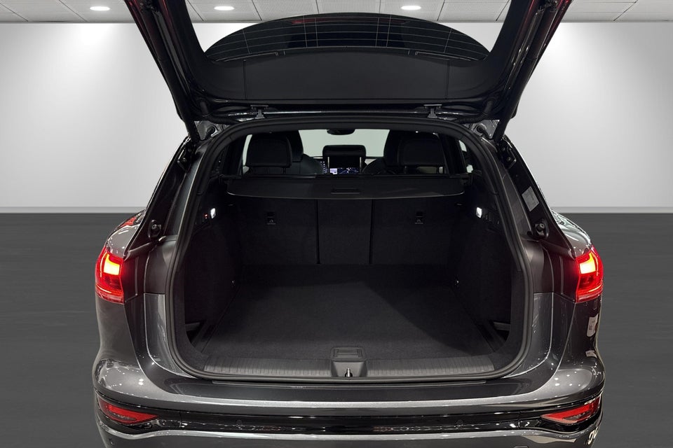 Audi Q6 e-tron S-line plus performance 5d