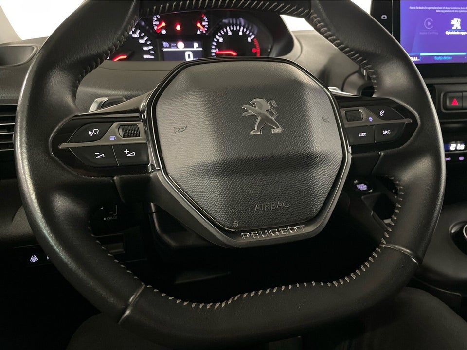 Peugeot Partner 1,5 BlueHDi 130 L2V2 Ultimate EAT8 Van