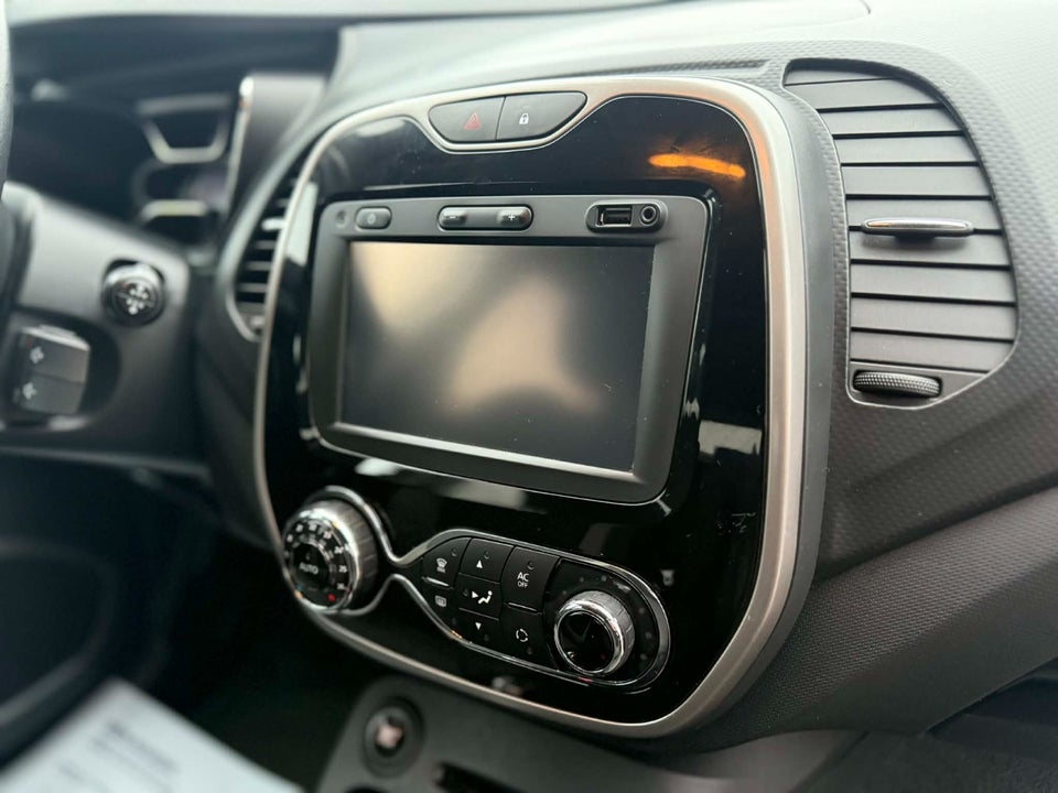 Renault Captur 1,2 TCe 120 Expression EDC 5d