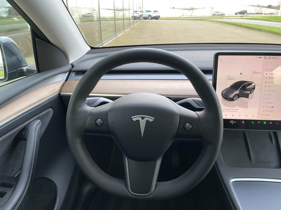 Tesla Model Y Long Range AWD 5d