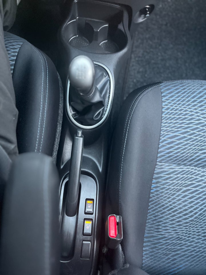 Nissan Micra 1,2 Tekna 5d