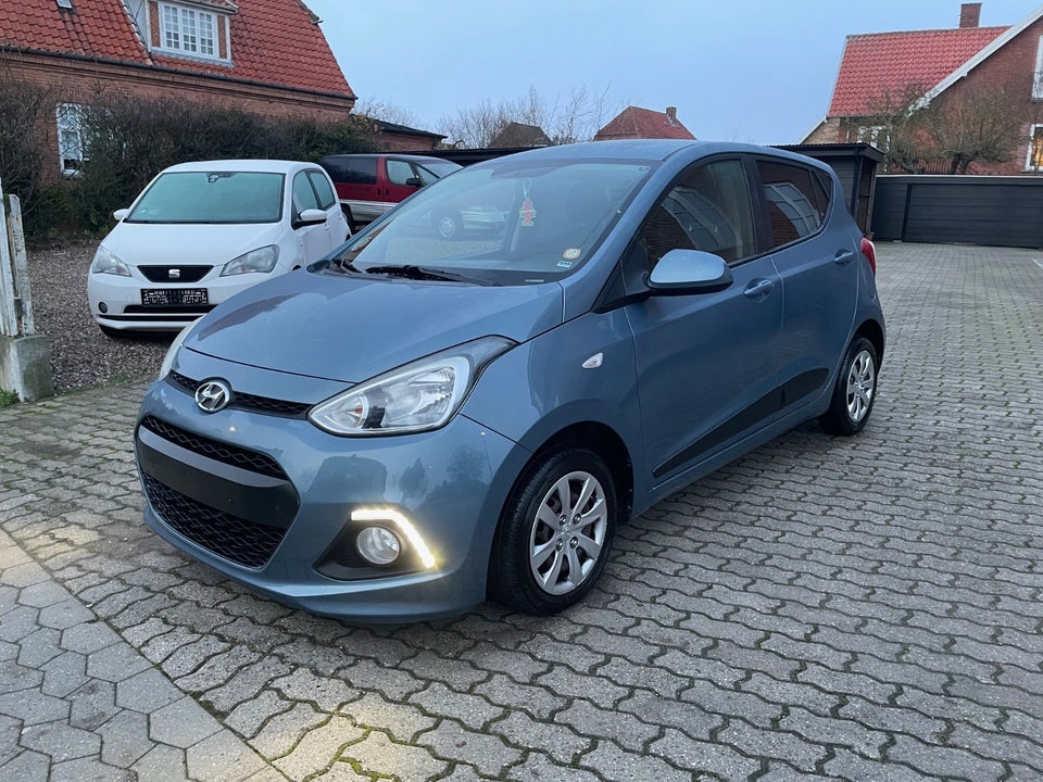 Hyundai i10 1,0 EM-Edition Eco 5d