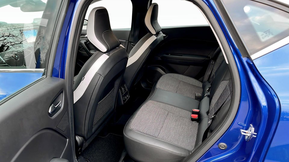 Renault Captur 1,6 E-Tech Intens 5d