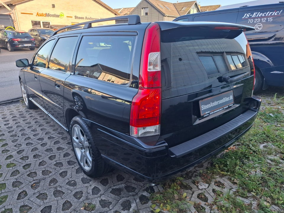 Volvo V70 2,4 170 Kinetic aut. 5d