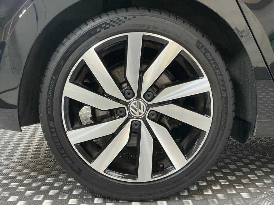 VW Touran 1,8 TSi 180 Highline DSG 7prs 5d